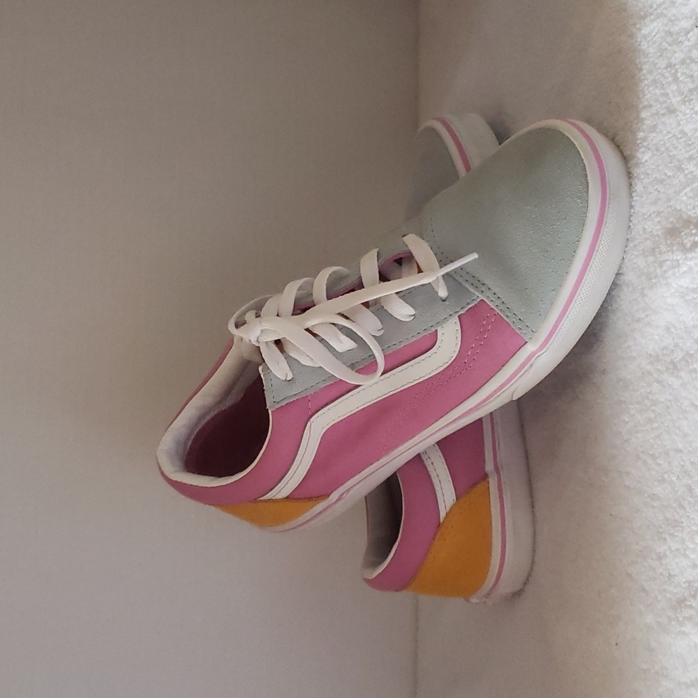 Vans | Women's Old Skool Lace-Up Low Top Pink/Orange Sz Juniors 6 Equals W 7-7.5